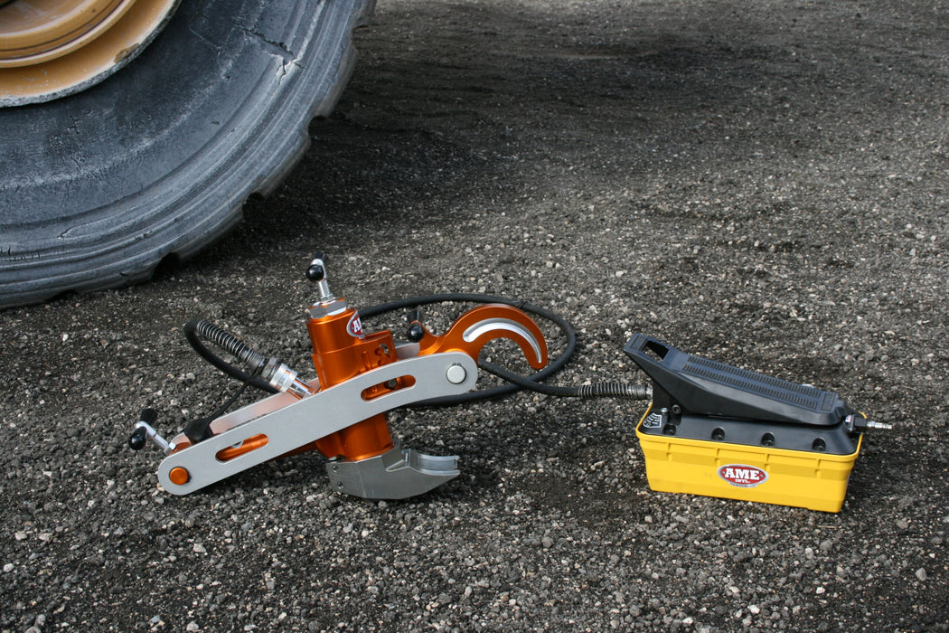 3.5-Quart Turbo II Air / Hydraulic Pump | AME