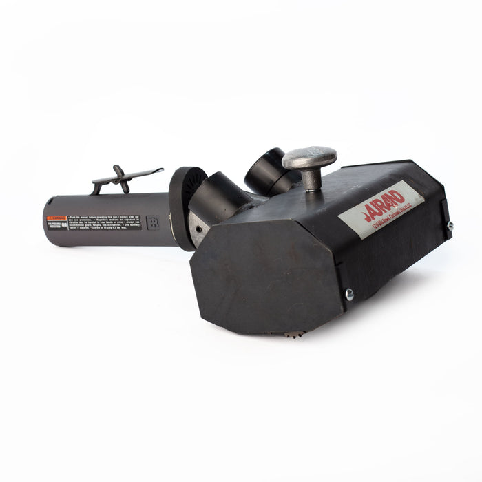 Aurand KP5EV Pneumatic 8″ Handheld Deck Scaler with Vacuum Dust Shroud – Lightweight Surface Prep