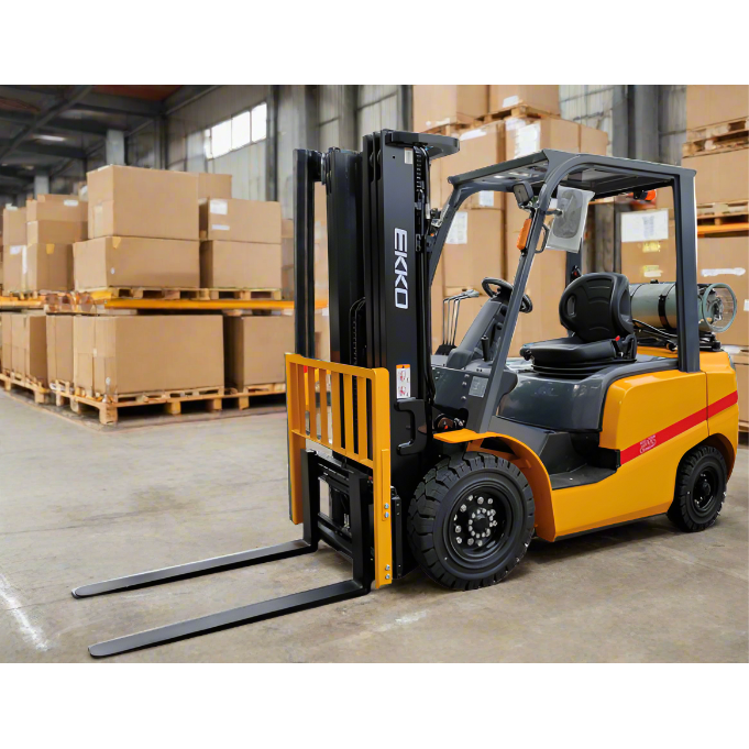 4 Wheel Forklift | Liquid Propane | 5000 lbs Capacity | EKKO EK25TLP