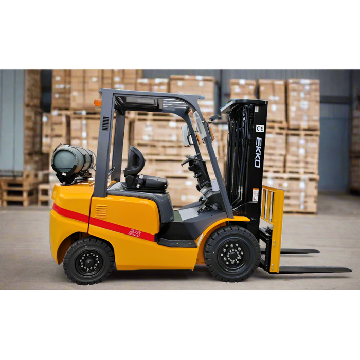 4 Wheel Forklift | Liquid Propane | 7000 lbs Capacity | EKKO EK35TLP