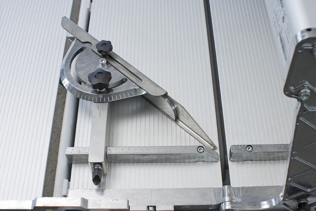Portable Tile Saw | 8'' Blade | 1.75 HP | IMER Combicut 200 VA 1188084