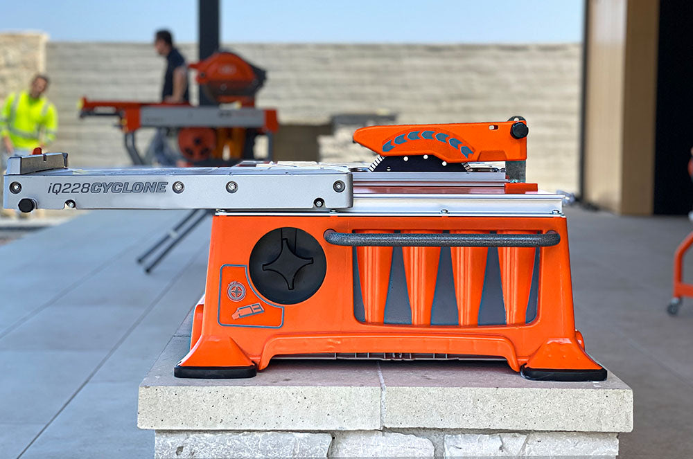 Dry-Cut Tile Saw | 7'' | Bartell Global IQ228CYCLONE