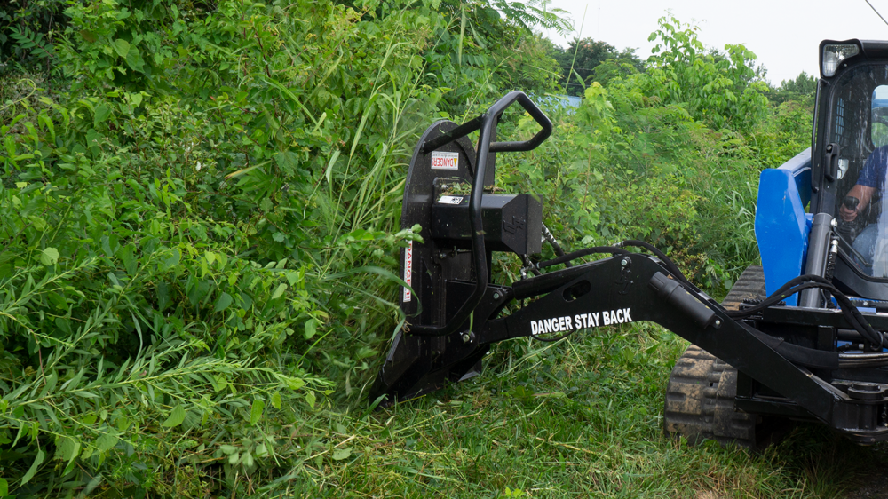 Brush Cutter Swing Arm | Blue Diamond Attachments